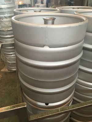 50L euro vaatje voor micro- brouwerij met g-type montage op bovenkant, die van Roestvrij staal 304, het materiaal van de voedselrang wordt gemaakt